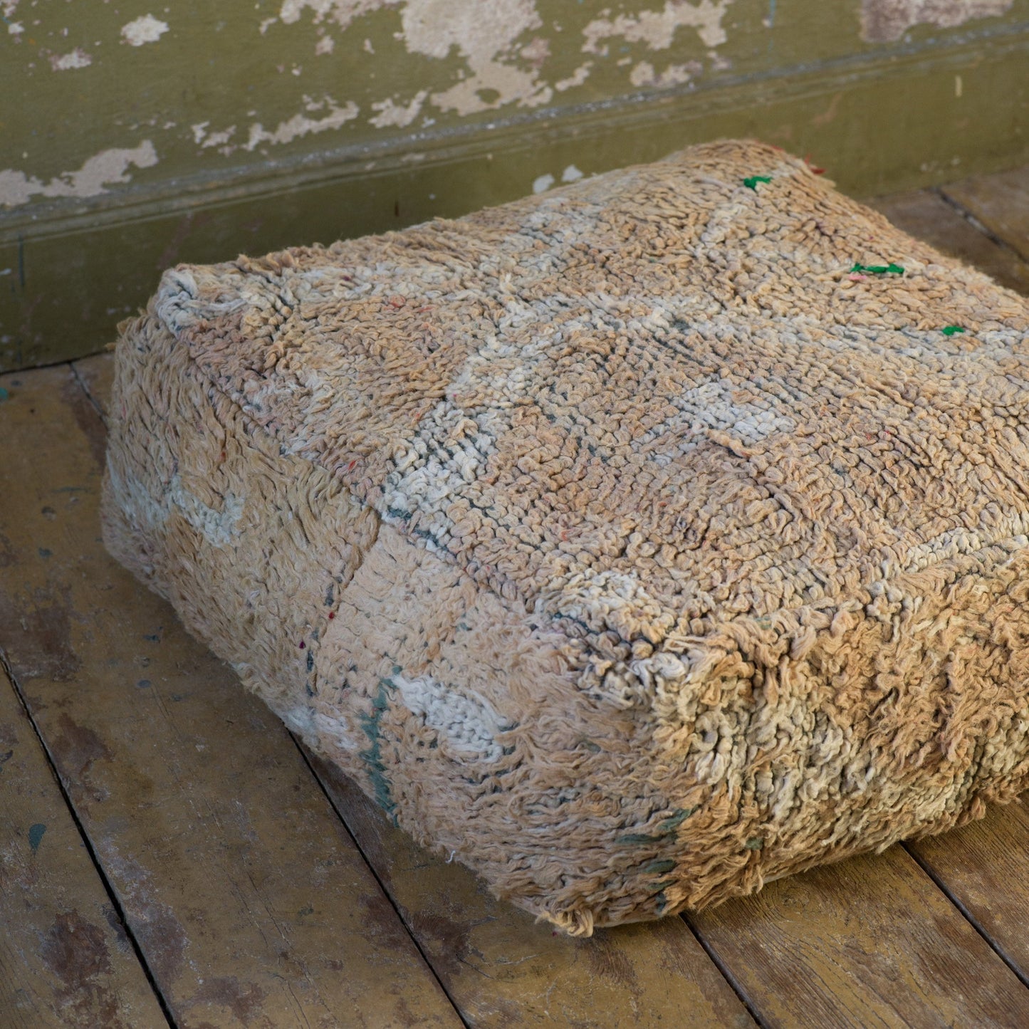 Marockansk Inredning sittpuff handgjord i ull Atlas bergen Marocko