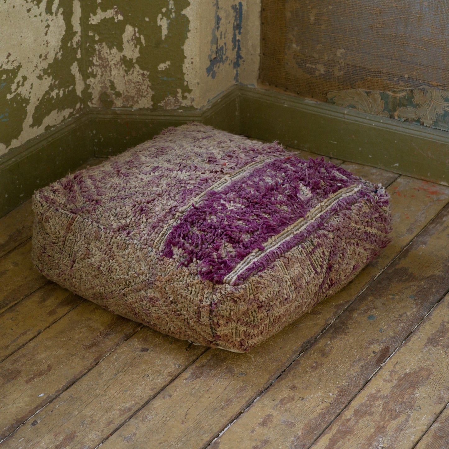 Marockansk Inredning sittpuff handgjord i ull Atlas bergen Marocko