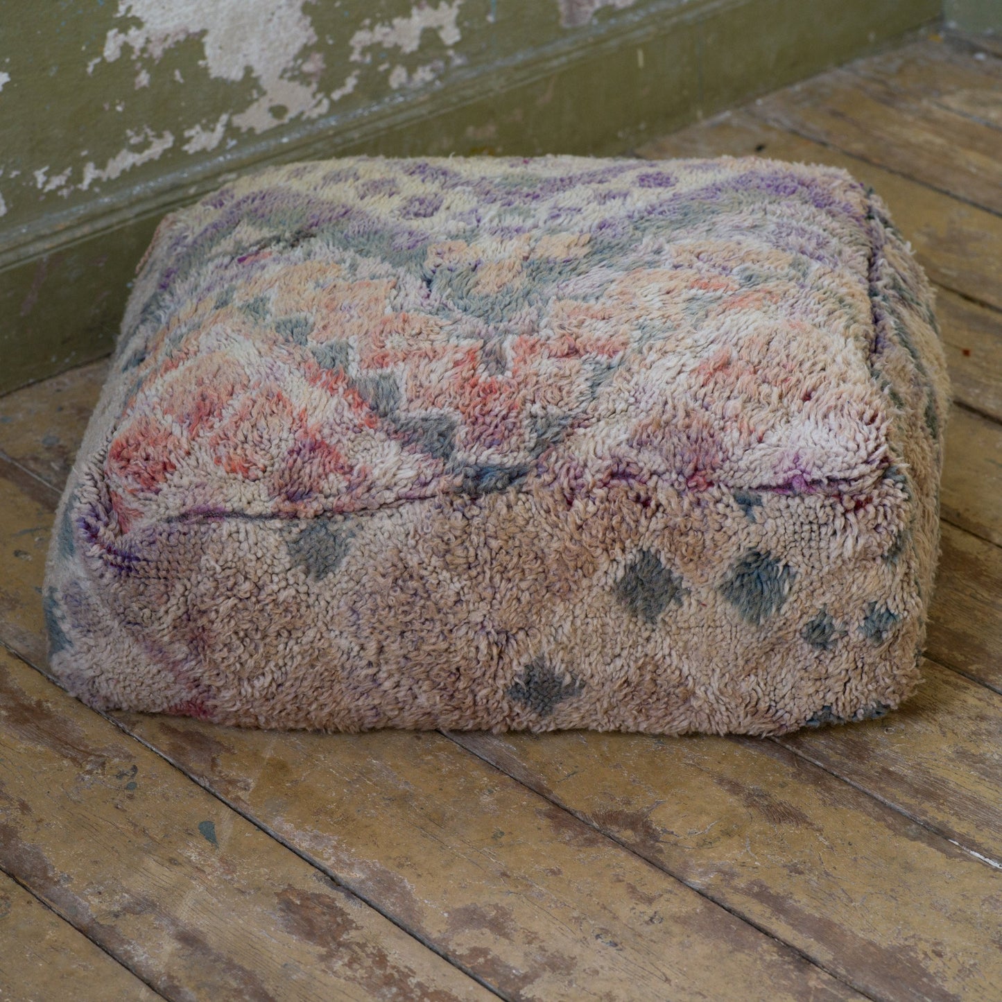 Marockansk Inredning sittpuff handgjord i ull Atlas bergen Marocko