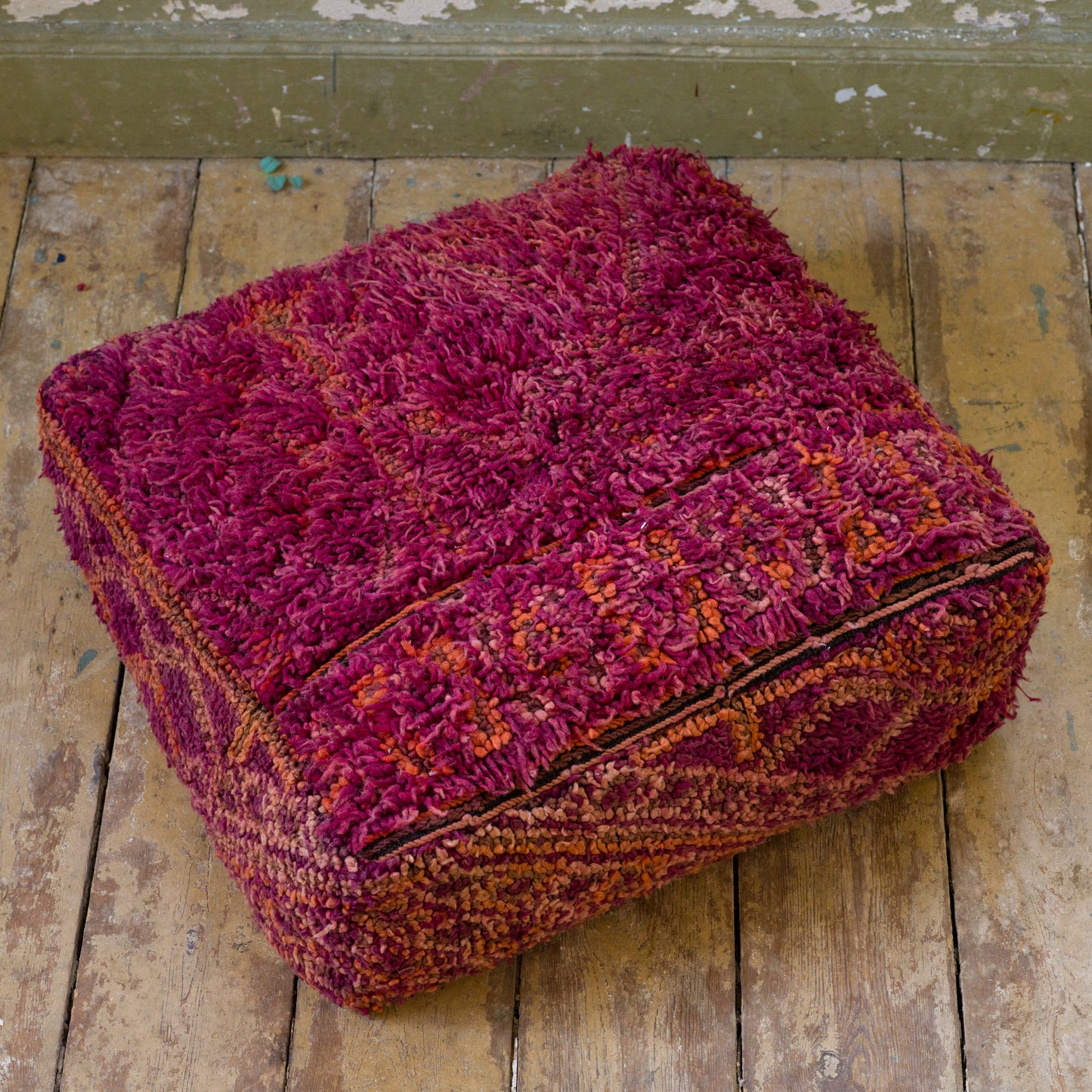 Marockansk Inredning sittpuff handgjord i ull Atlas bergen Marocko