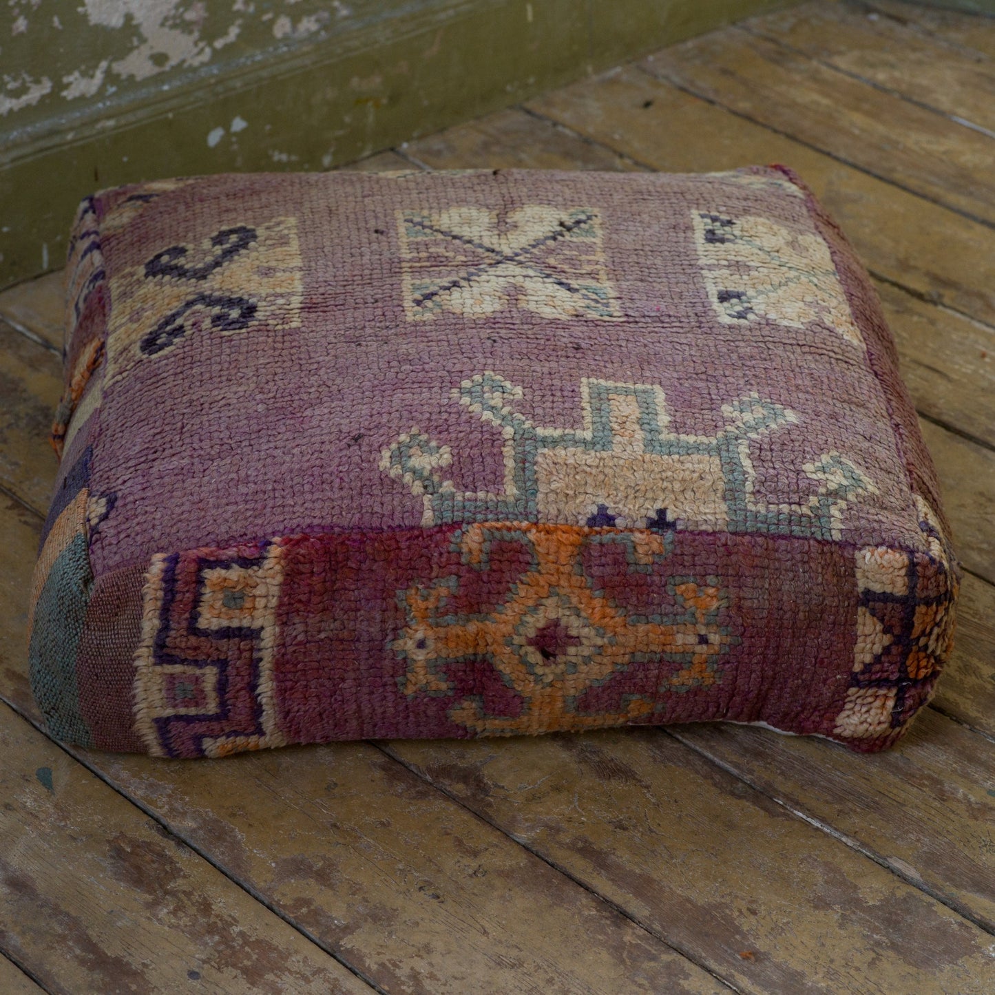 Marockansk Inredning sittpuff handgjord i ull Atlas bergen Marocko