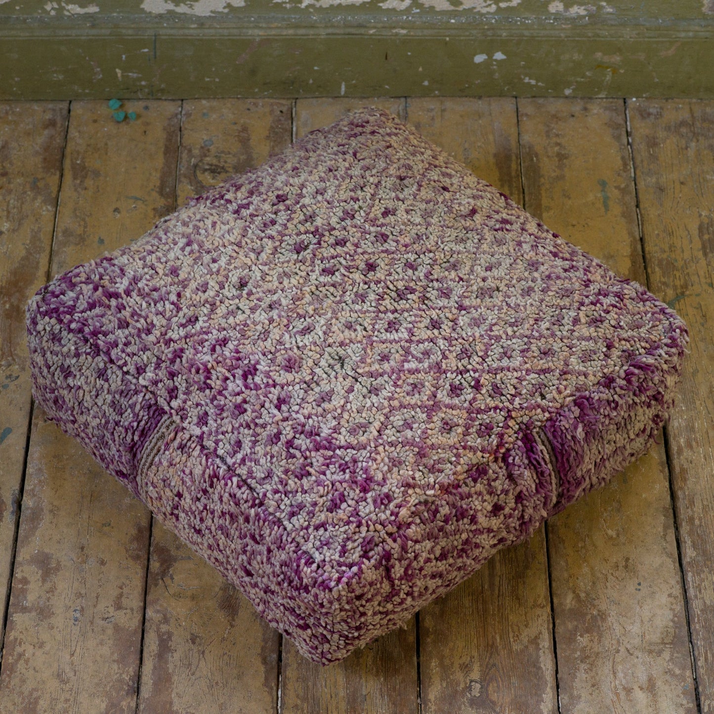 Marockansk Inredning sittpuff handgjord i ull Atlas bergen Marocko