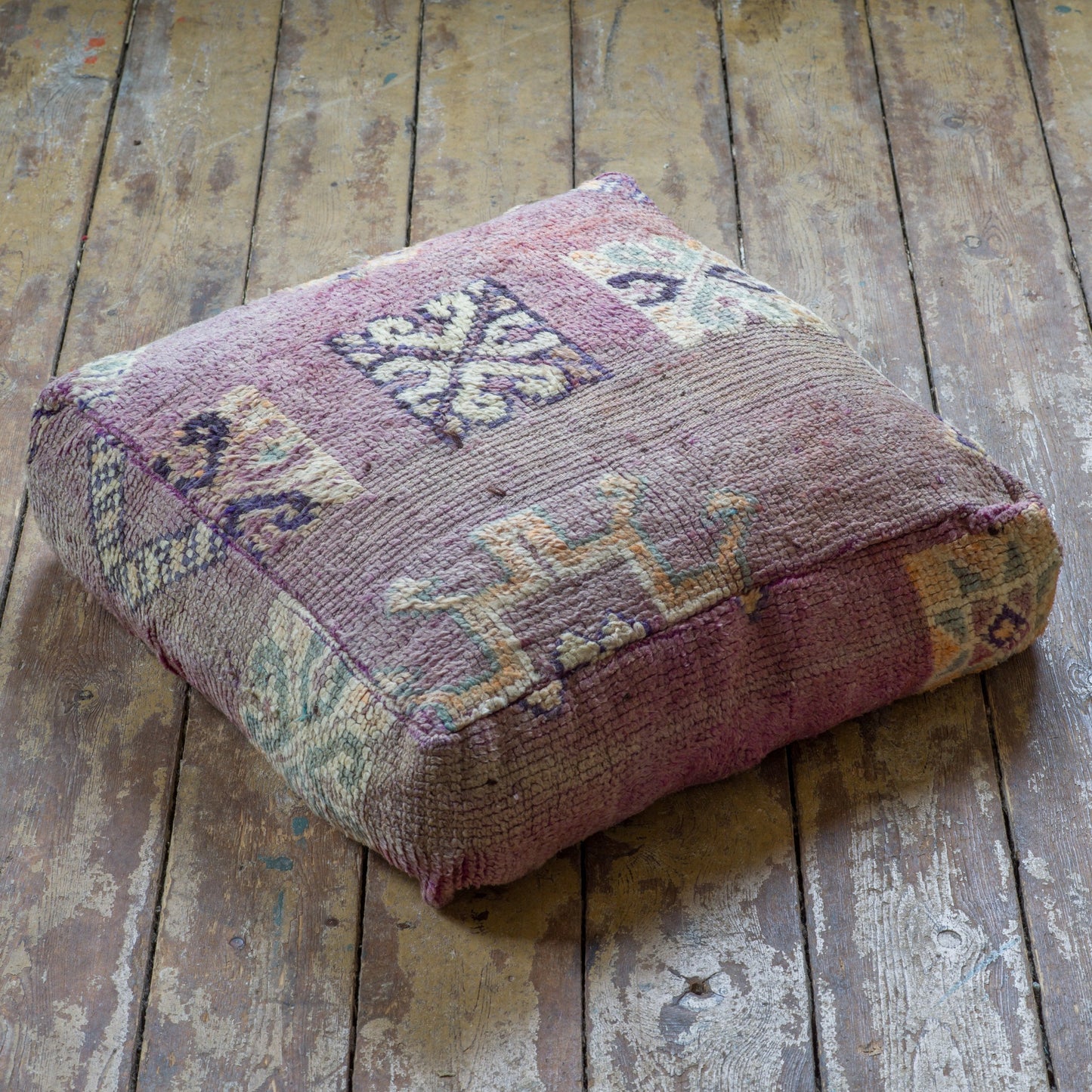 Marockansk Inredning sittpuff handgjord i ull Atlas bergen Marocko