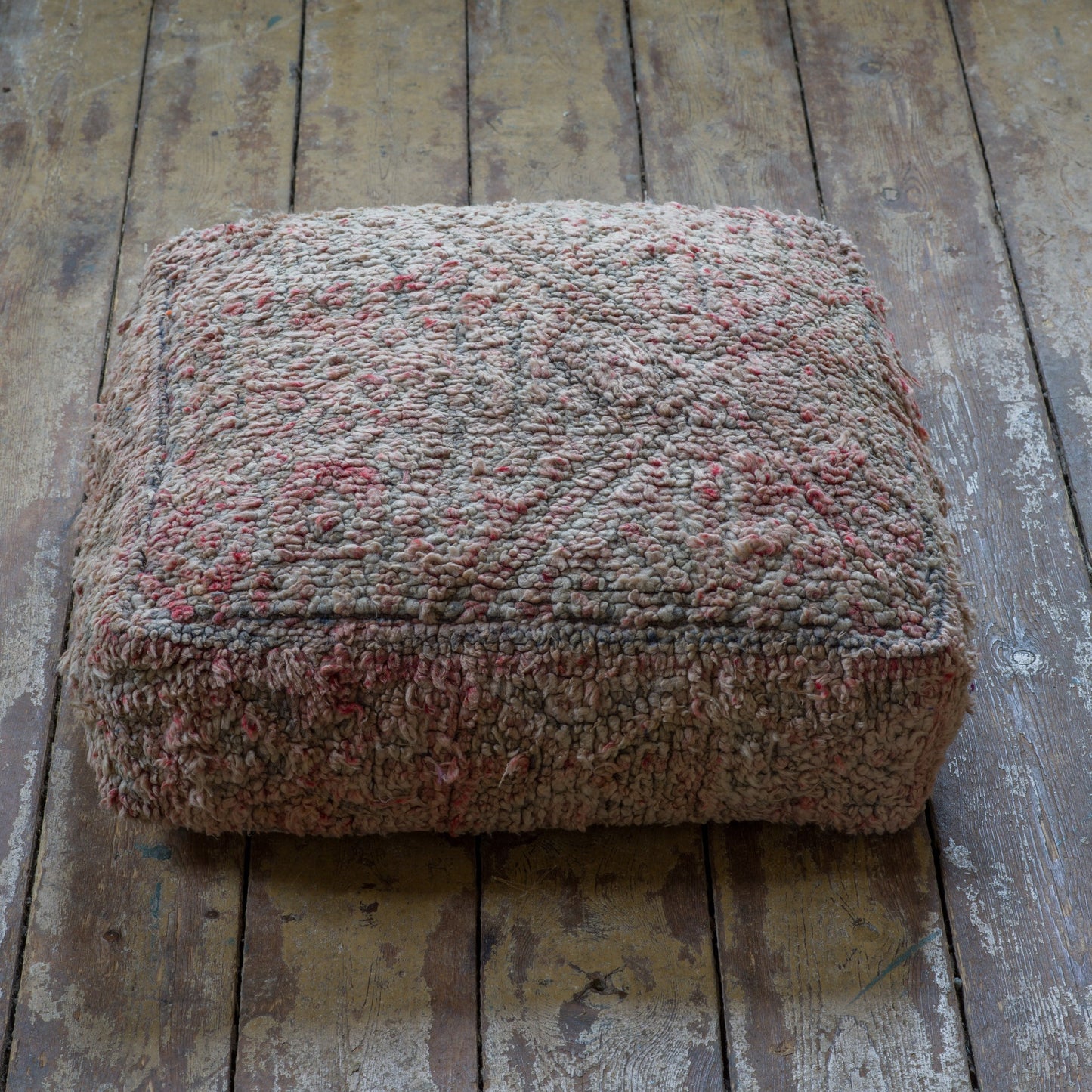 Marockansk Inredning sittpuff handgjord i ull Atlas bergen Marocko