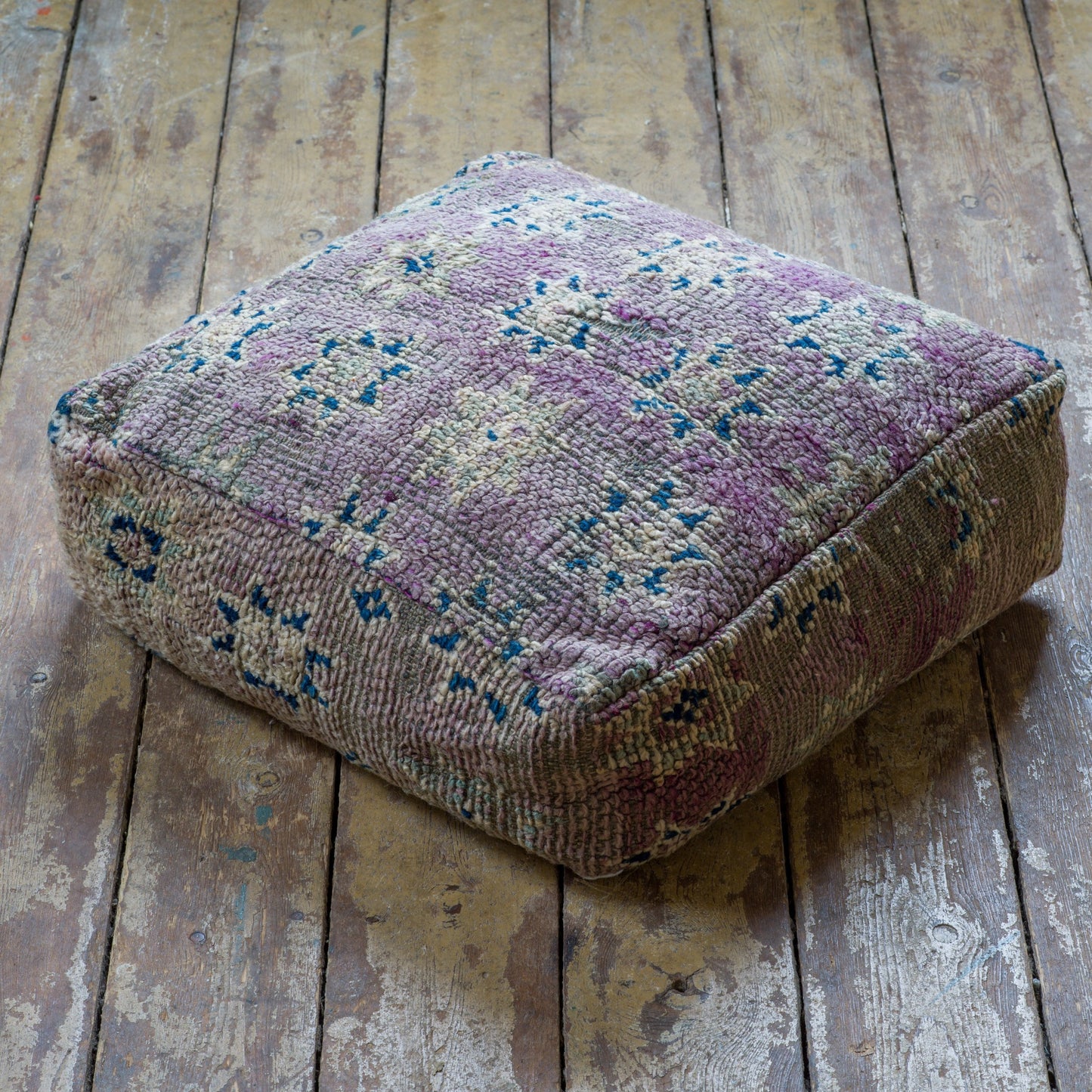 Marockansk Inredning sittpuff handgjord i ull Atlas bergen Marocko