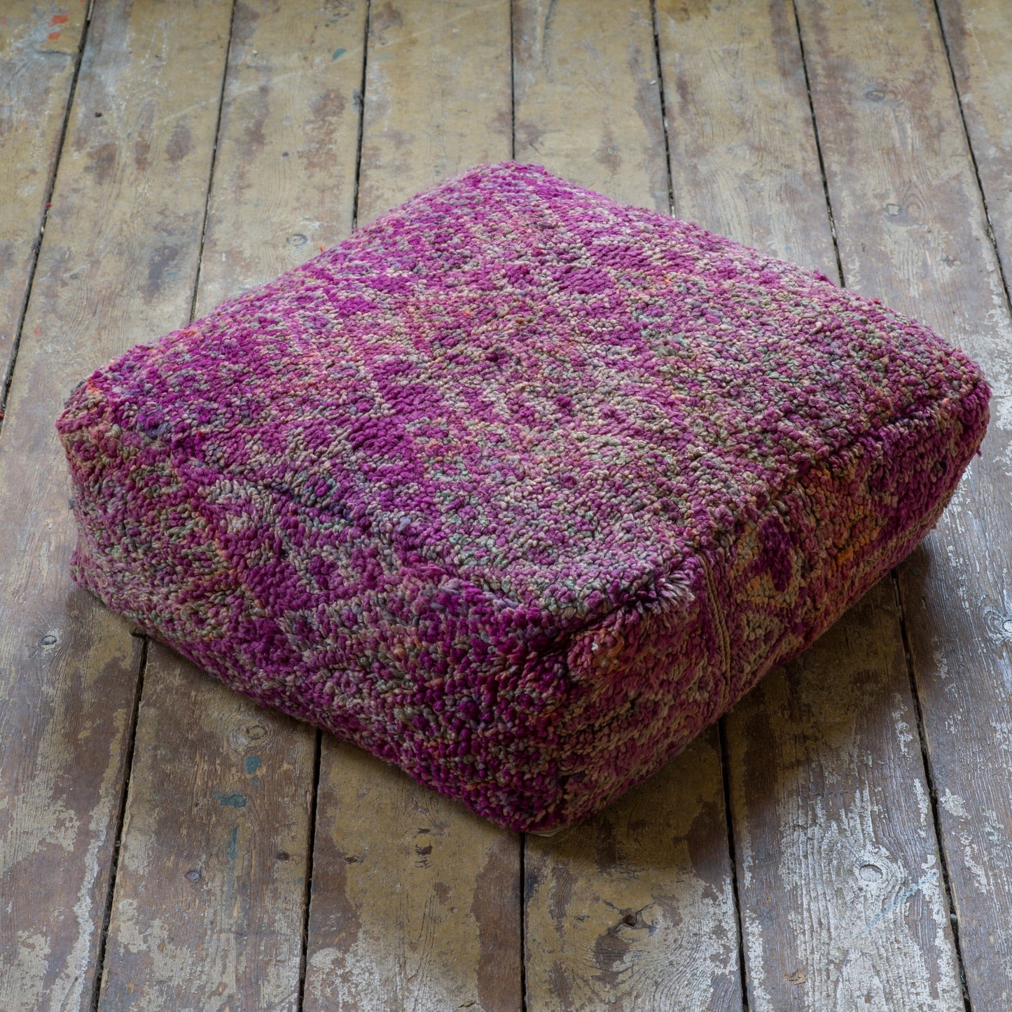 Marockansk Inredning sittpuff handgjord i ull Atlas bergen Marocko