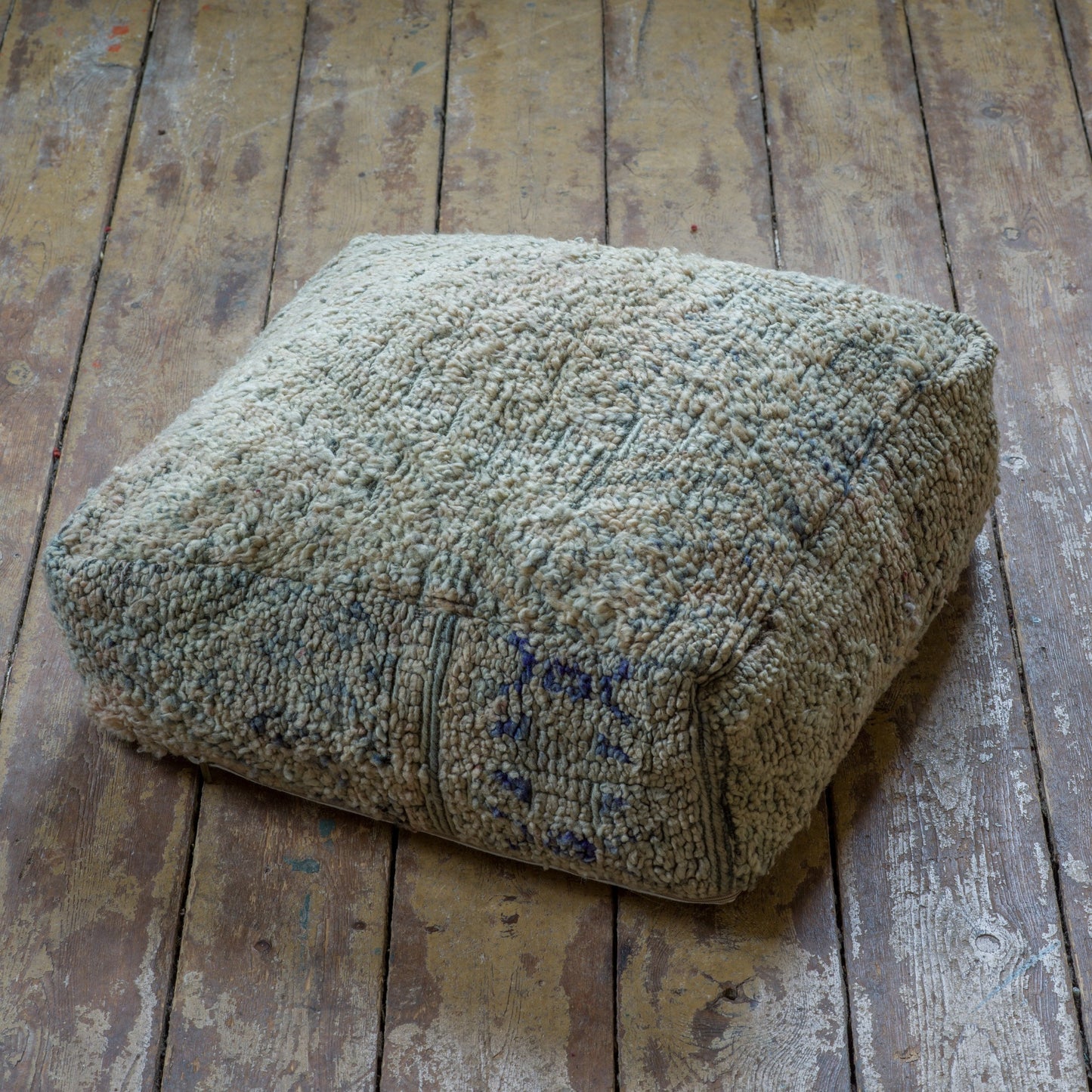 Marockansk Inredning sittpuff handgjord i ull Atlas bergen Marocko