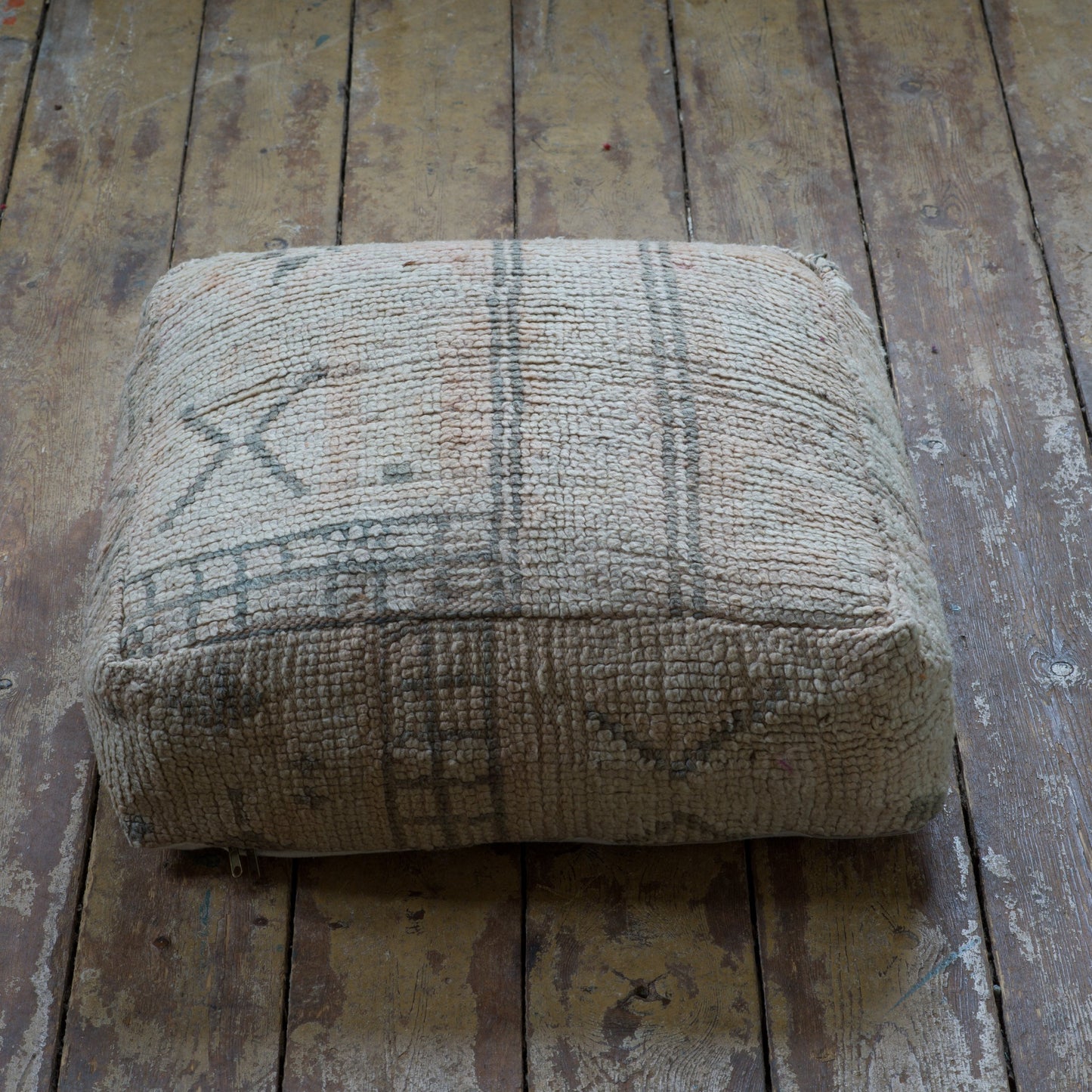 Marockansk Inredning sittpuff handgjord i ull Atlas bergen Marocko