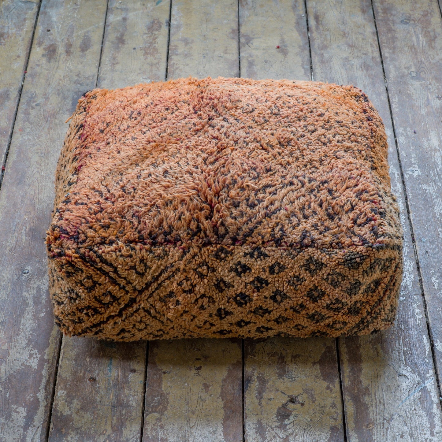 Marockansk Inredning sittpuff handgjord i ull Atlas bergen Marocko