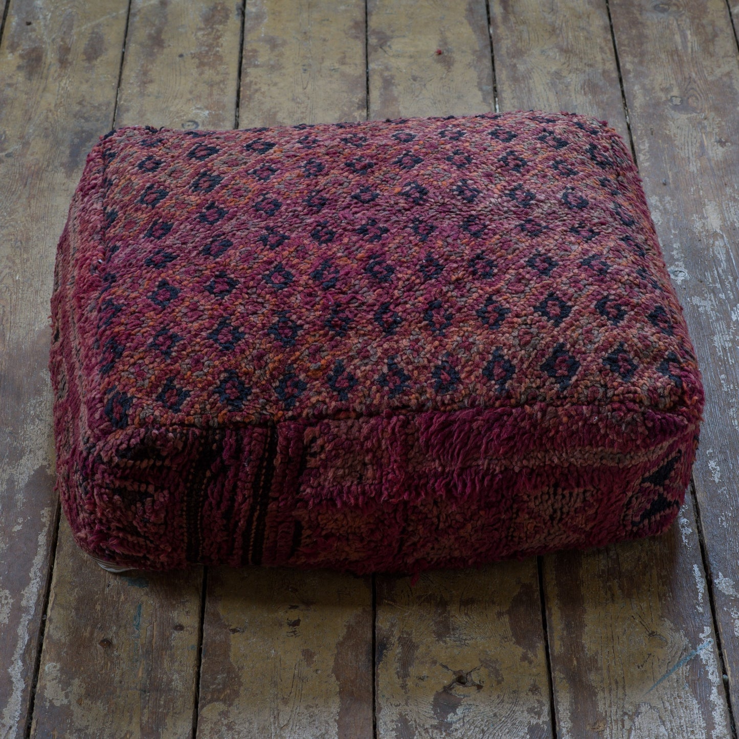 Marockansk Inredning sittpuff handgjord i ull Atlas bergen Marocko