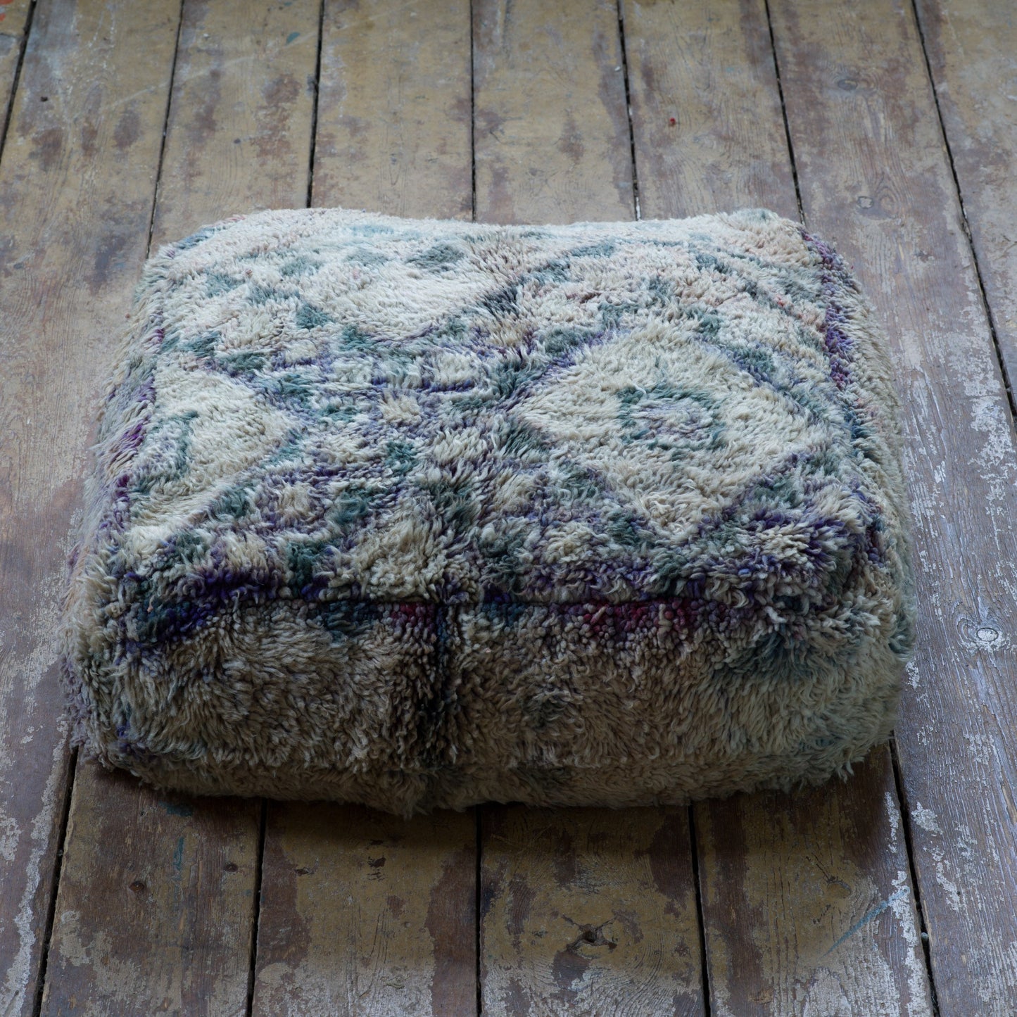 Marockansk Inredning sittpuff handgjord i ull Atlas bergen Marocko