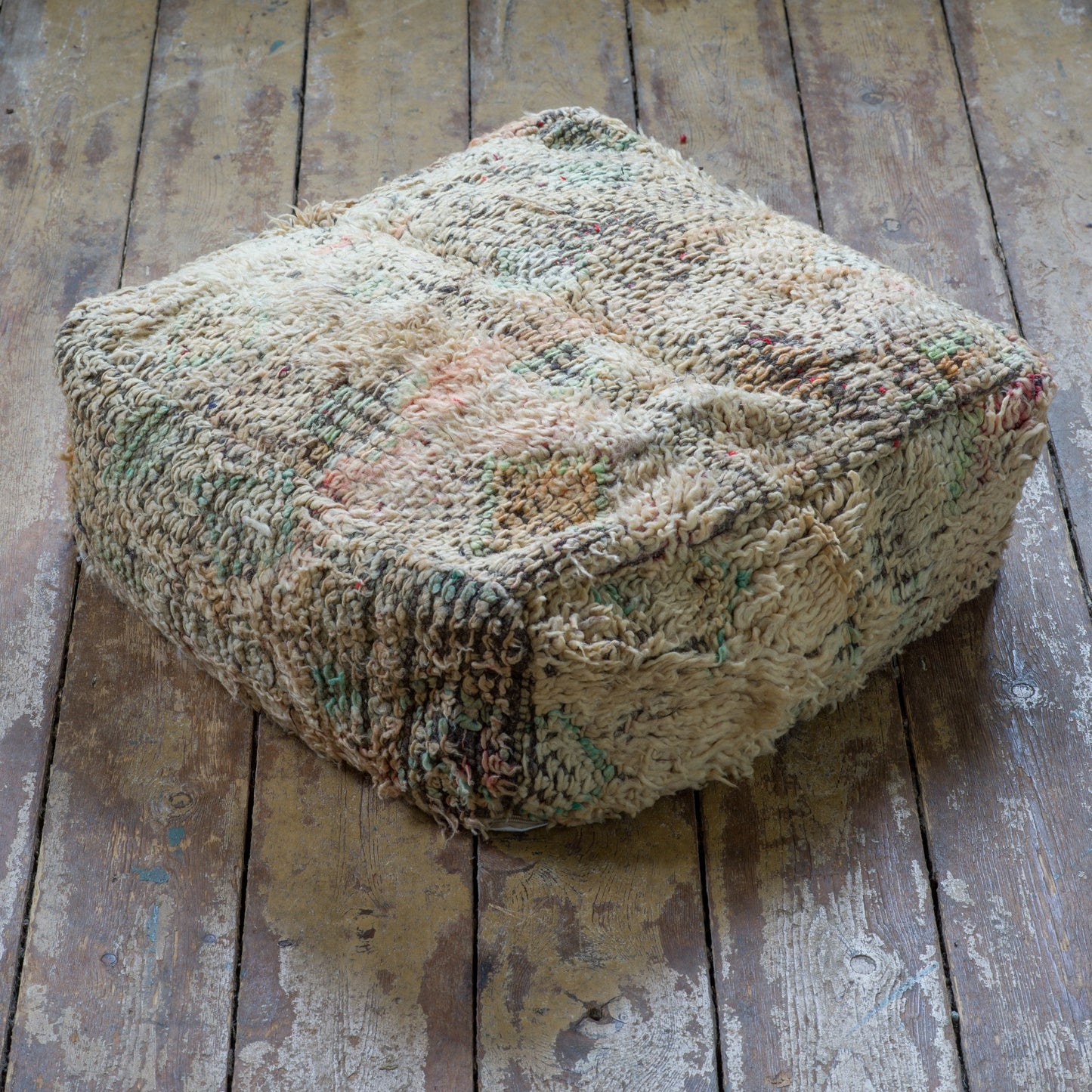 Marockansk Inredning sittpuff handgjord i ull Atlas bergen Marocko