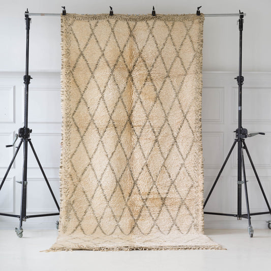 Vit marockansk Beni Ourain-matta i ull