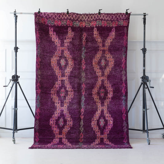 Lila marockansk matta i ull med detaljrikt mönster 344x200cm
