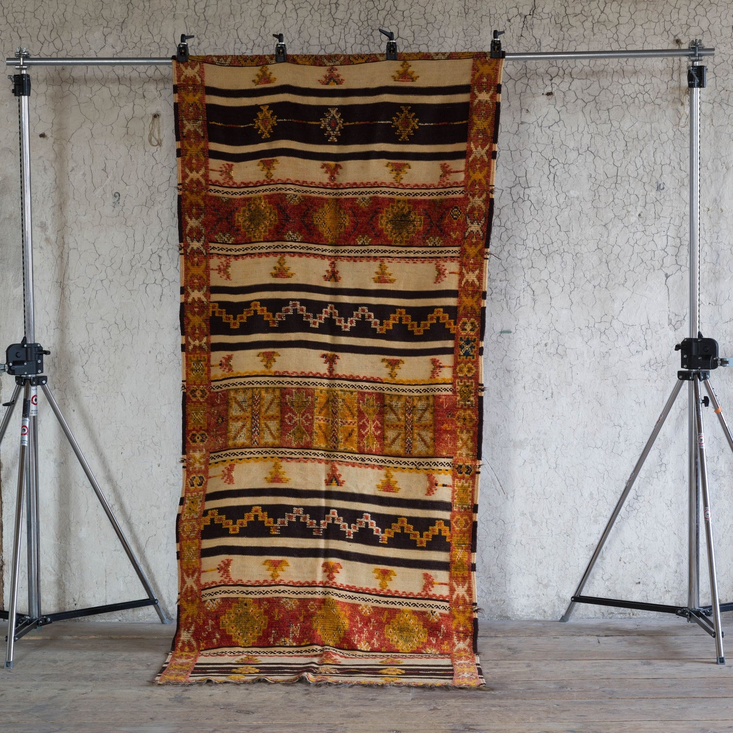 Marockansk matta i ull Atlas bergen Marocko handgjorda ullmattor med stilren design passar som hallmatta, köksmatta eller i vardagsrum passar svenska hem