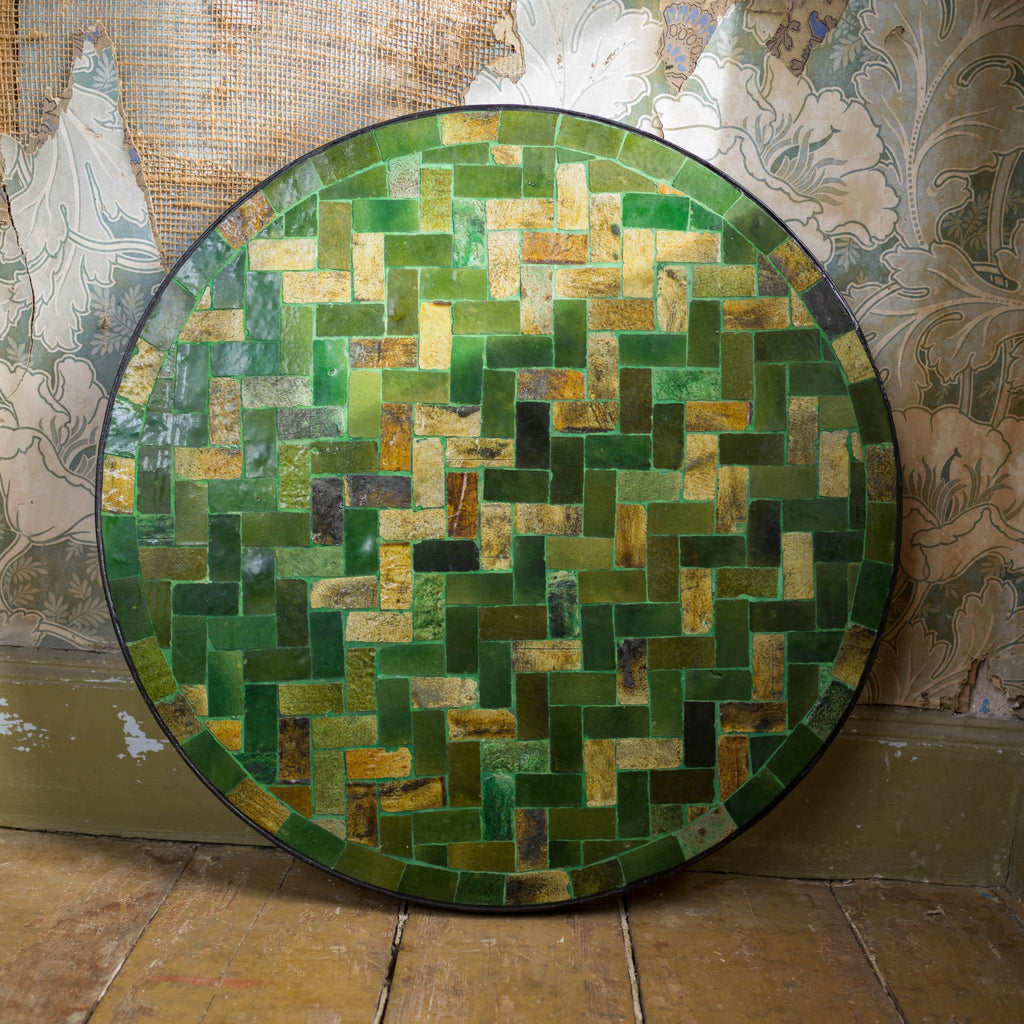 Marockanskt handgjort mosaikbord i glaserat kakel perfekt för marockansk orientalisk inredning