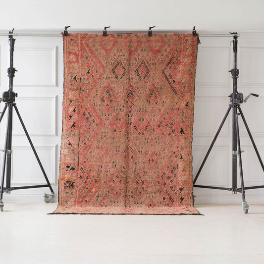 Vintage marockansk matta i ull med detaljrikt mönster 