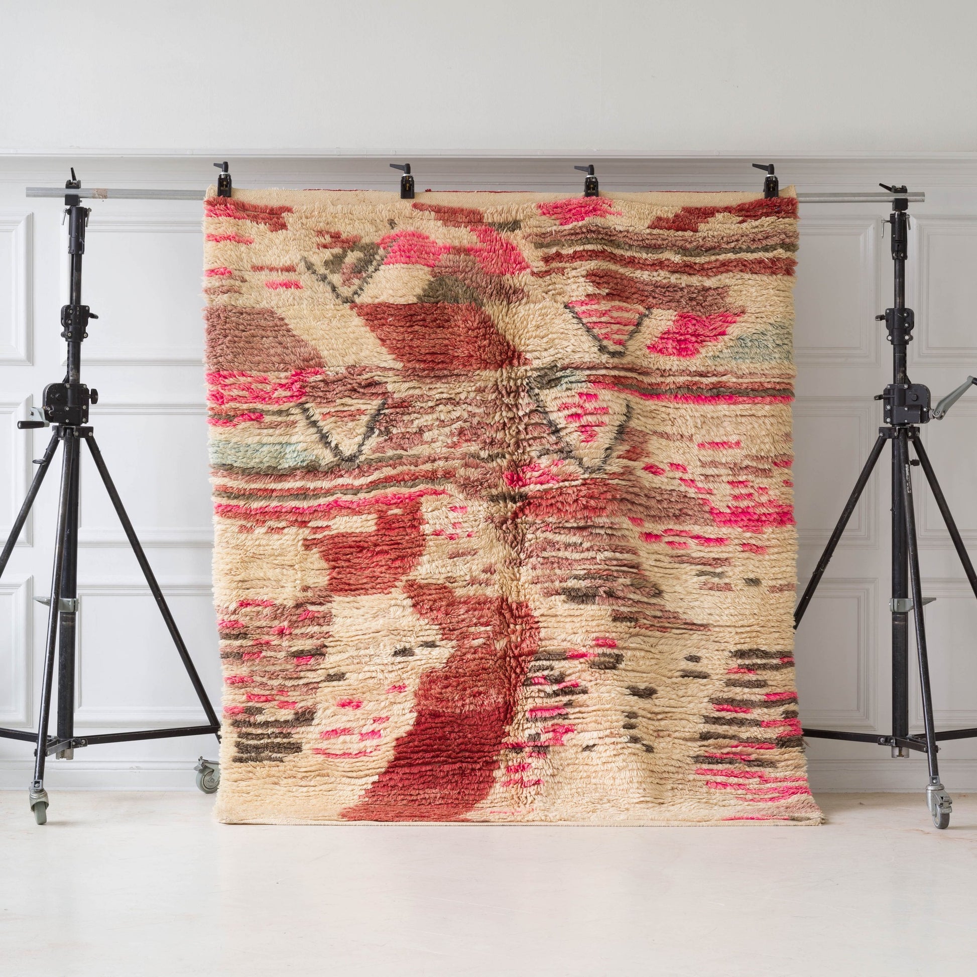 Äkta marockansk Boujaad-matta i ull med färgrikt mönster 239x202cm